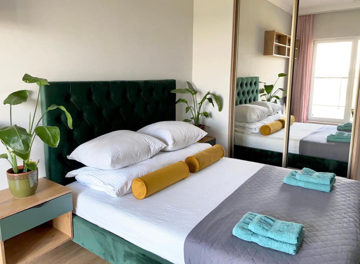 Cozy, Bright & Sunny Apartment With Terrace! Wrocław Exteriör bild